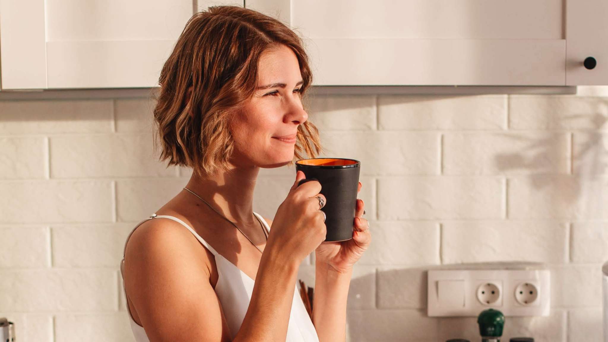 The Collagen-Boosting Secret of Bone Broth: A Celebrity-Favourite