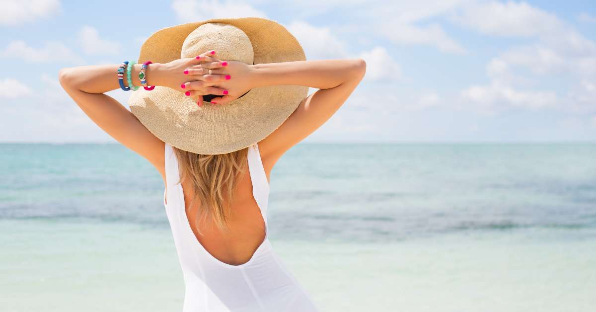 Your ultimate skincare guide for summer. By a qualified skin expert.